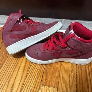 Authentic EUC Nike Air Force 1 Mid LV8 GS 'Team Red' Size 5.5Y